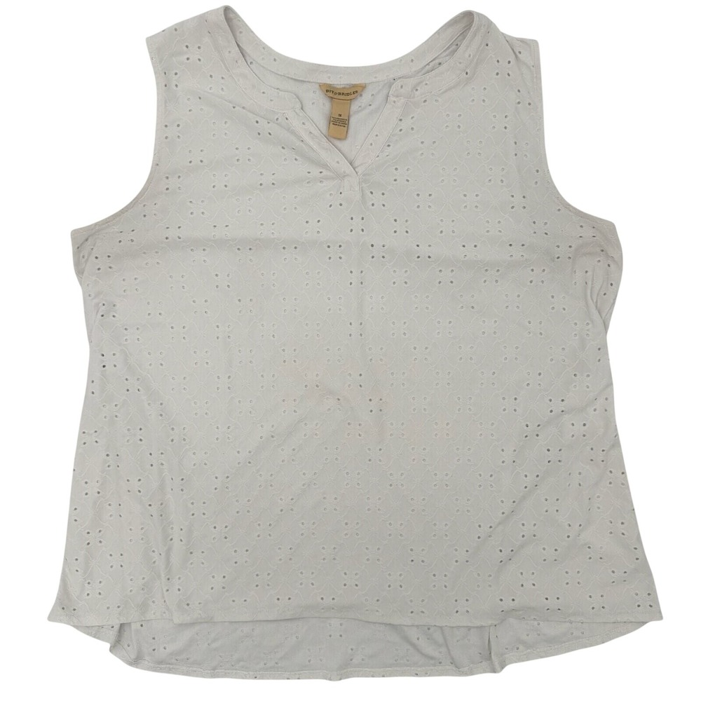 Bit & Bridle Womens White Eyelet Sleeveless Split V-Neck Top Blouse Size 1X New